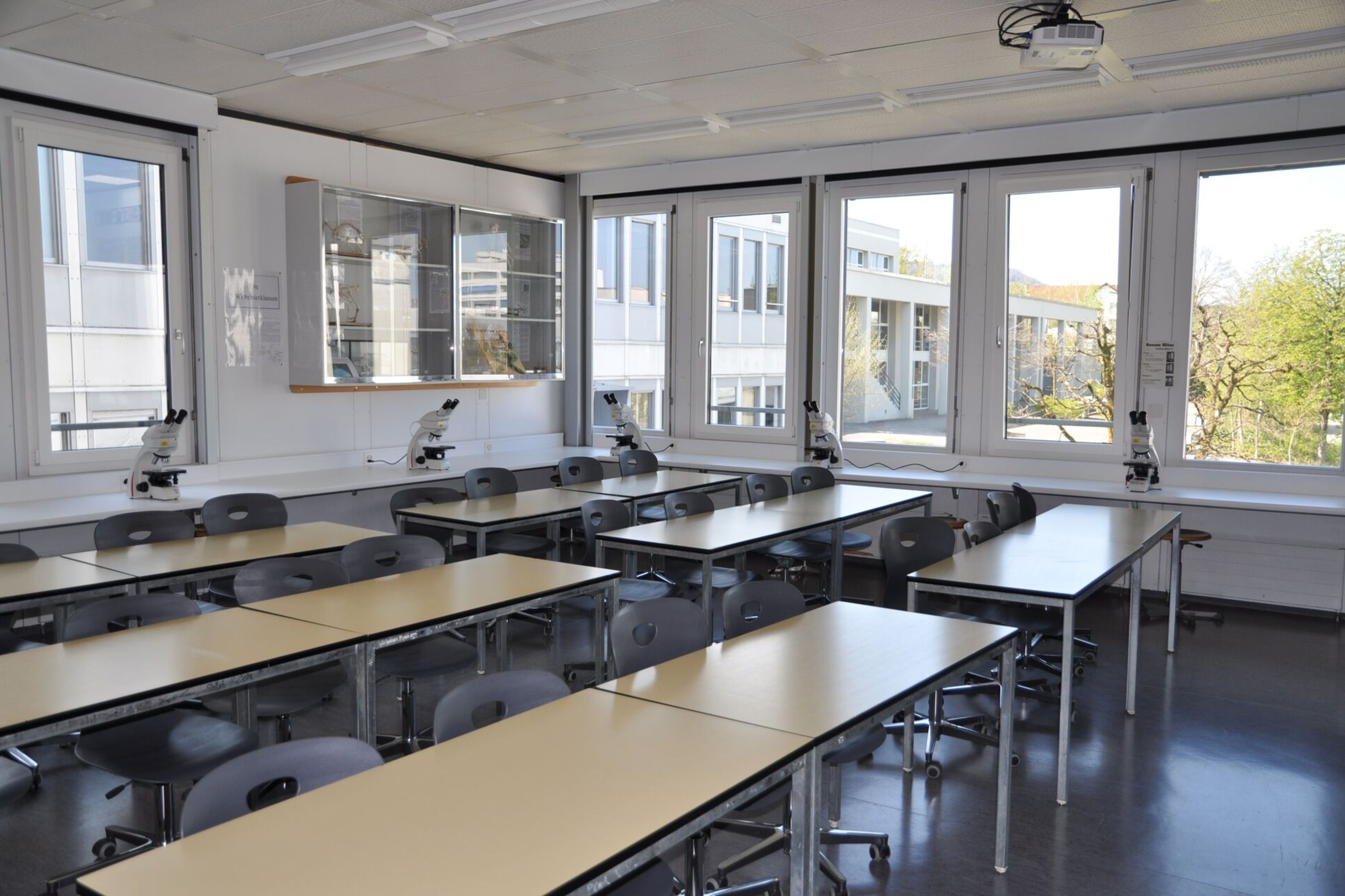 Kantonsschule Ausserschwyz – Pfäffikon